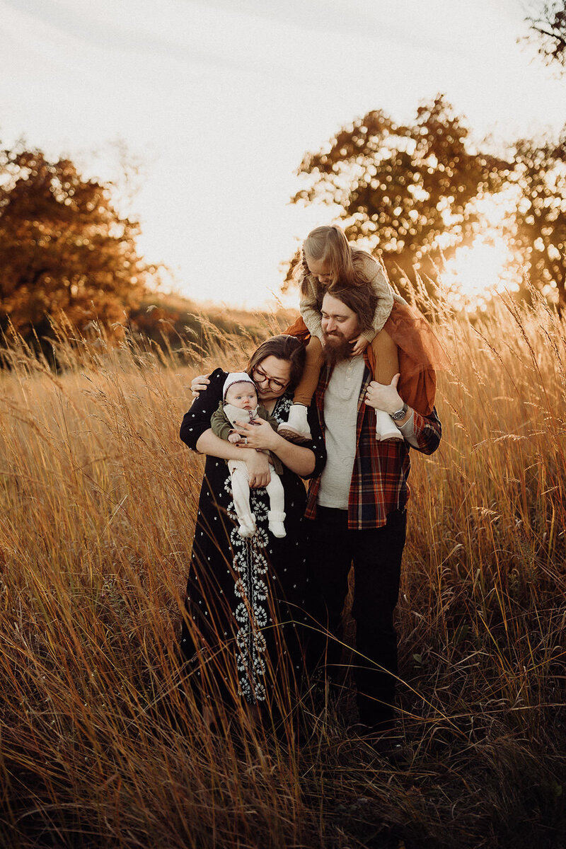 Family photographer in Burlington, WisconsinAJP-25601