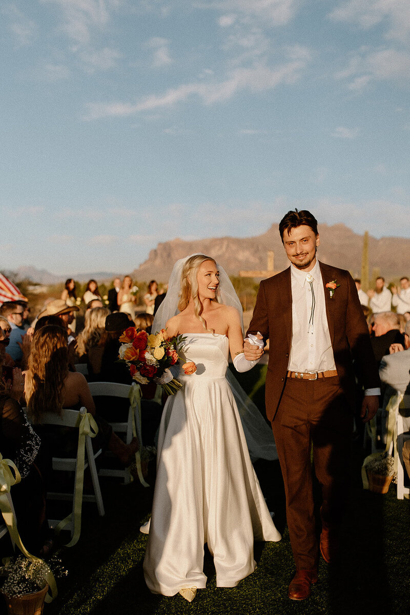 jami-oliver-wedding-preview-taylorraephotofilm-117