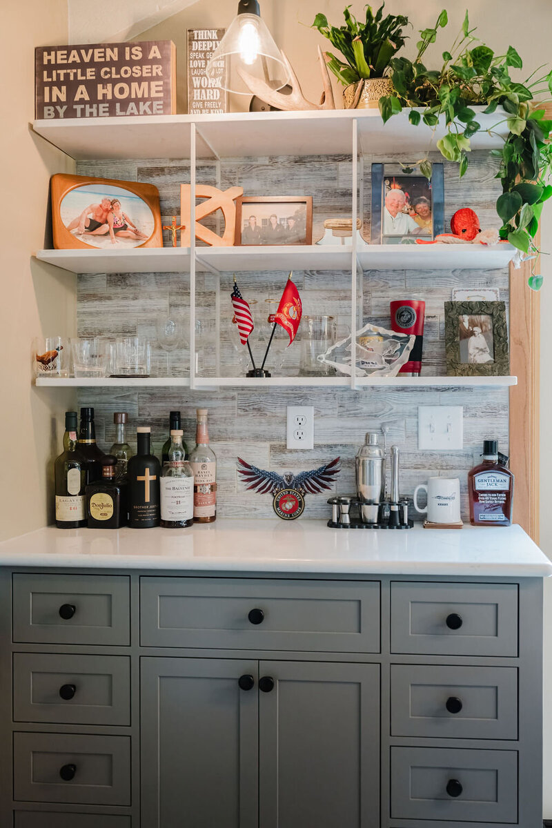 rustic-mini-bar