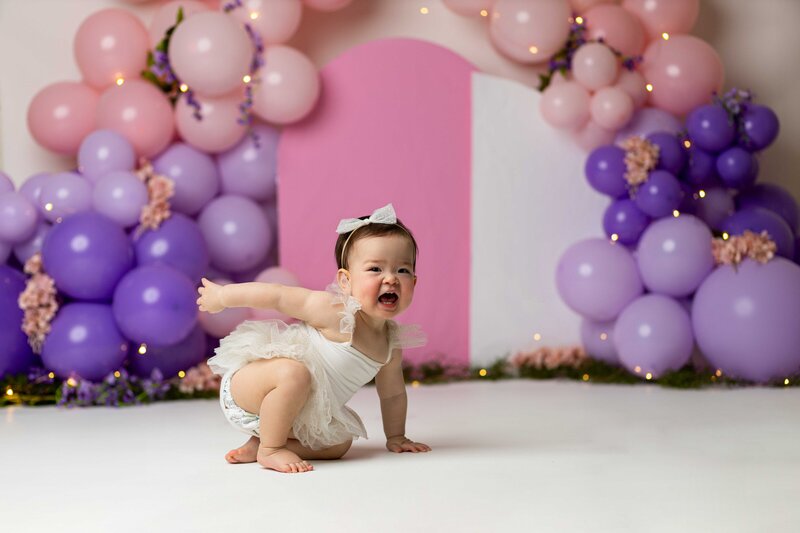 cake-smash_Sayre-Briele-Photography-LLC_Trinh-Tran-2