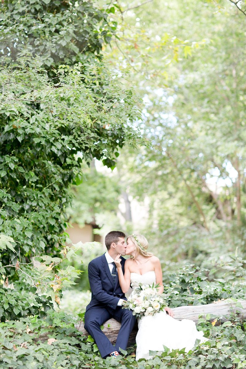 Sedona L'Auberge Outdoor Wedding | Amy & Jordan Photography