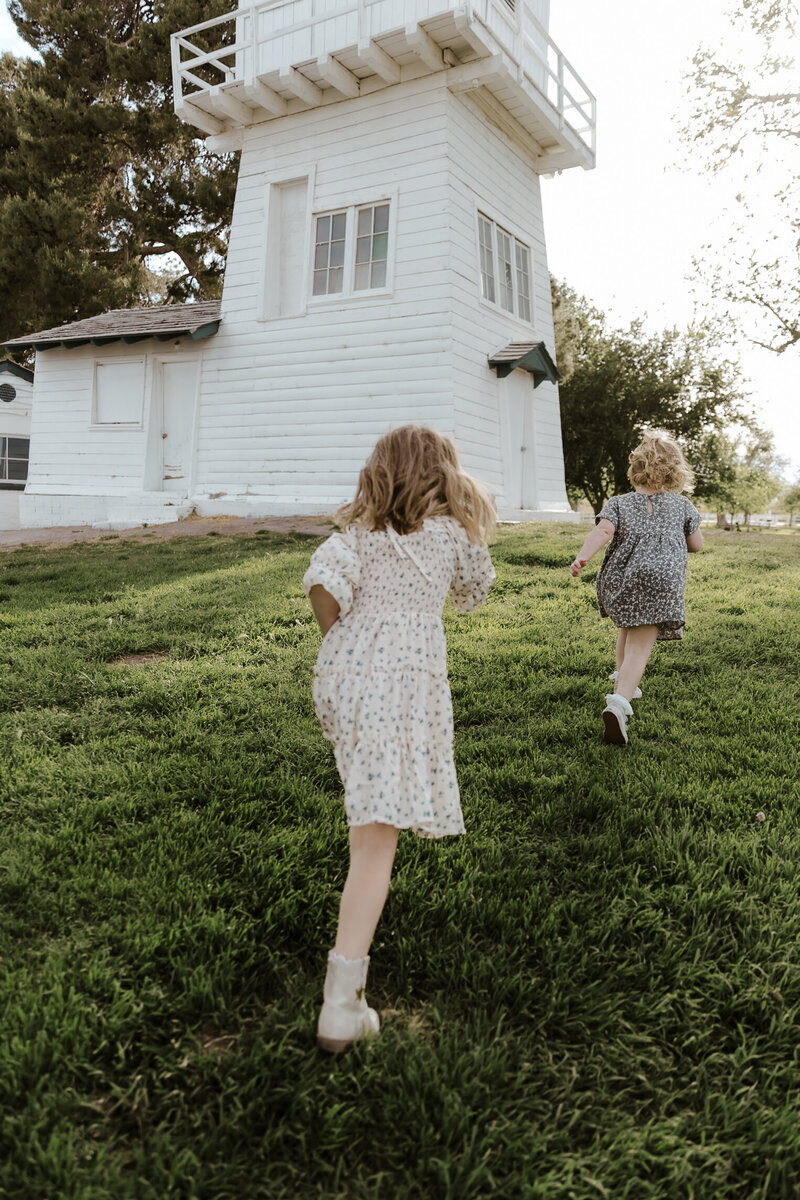 AtlantaGeorgiaPhotographer_AtlantaPhotographer_WestAvenuePhotography_LasVegasPhotographer_LasVegasFamilyPhotographer_PhotosByGabrielleMilford_2025_KalagianFam_1