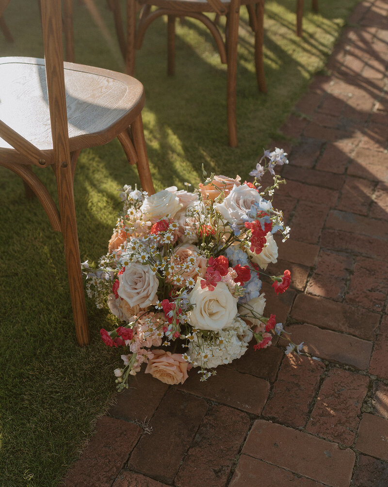 Details photos of bridal bouquet