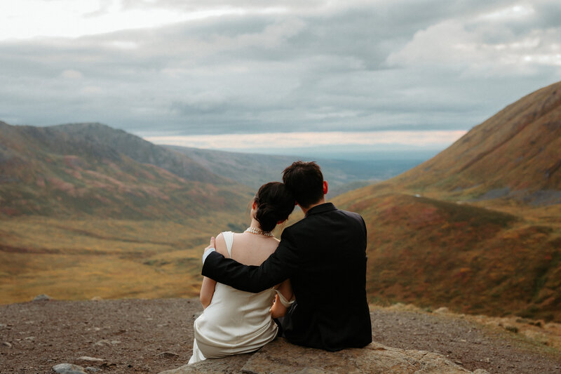 alaska elopement at glacier lake