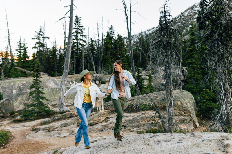 Washington-Pass-North-Cascades-LGBTQ+-elopement-1