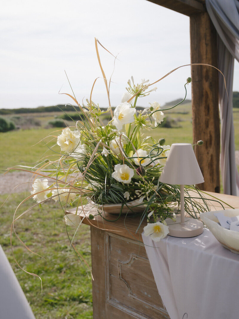 coastal chic floral arrangement