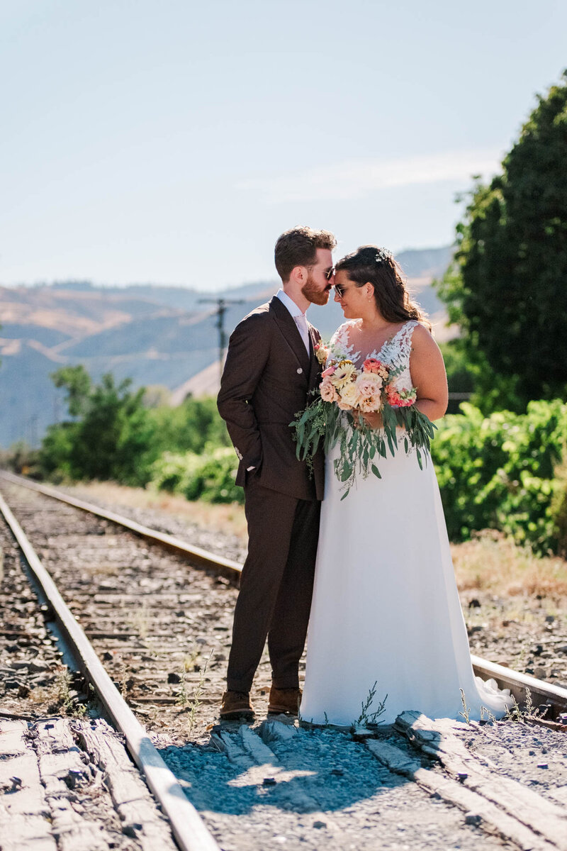 Rio-Vista-Winery-Wedding-Chelan-WA-35