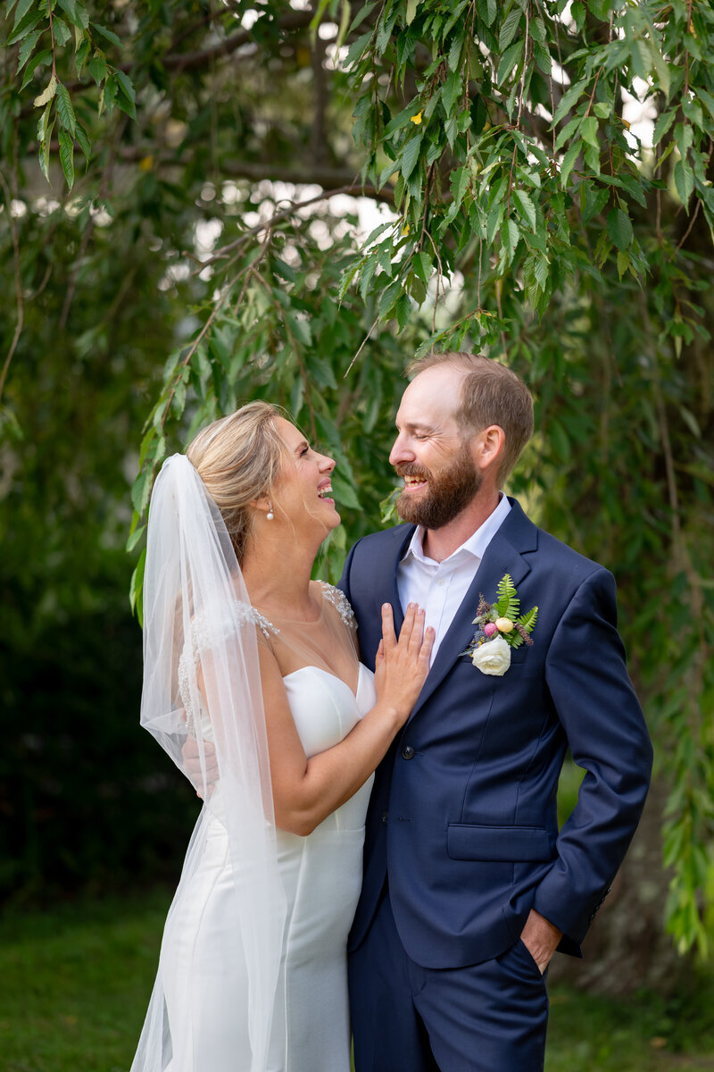 Alena-Zach_WeddingPreviews_42