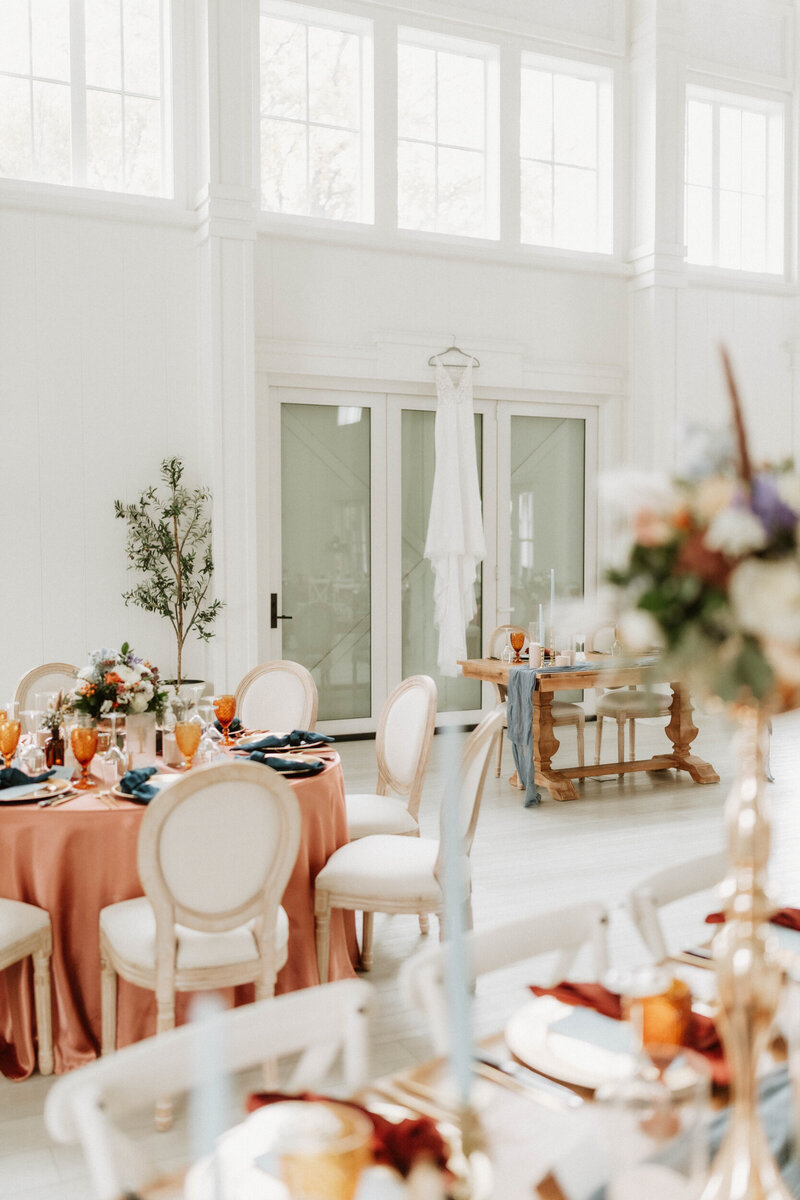 Etre farms Michigan wedding venue saint joseph st luxury barn all inclusive photography photographer -9
