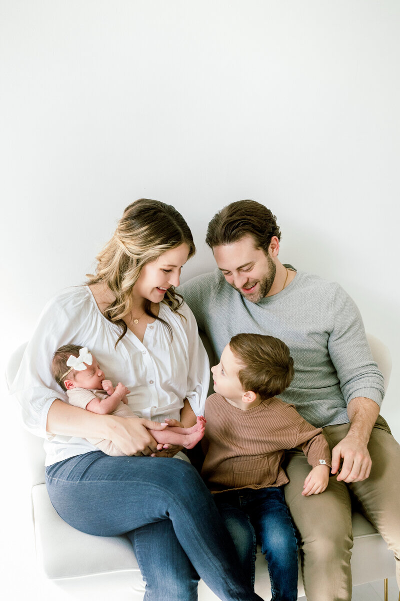 MichaelaHPhotographyNewbornPortlandOregonVancouverWashington-22