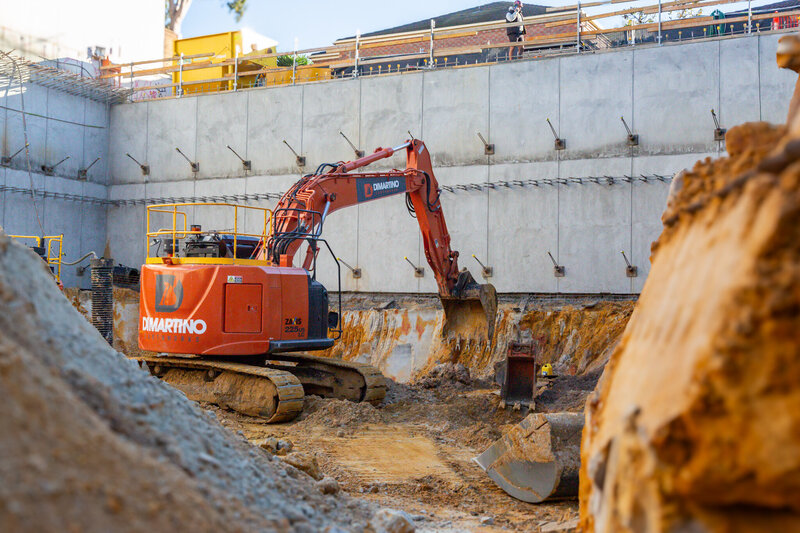 25T_excavator_basement_dig