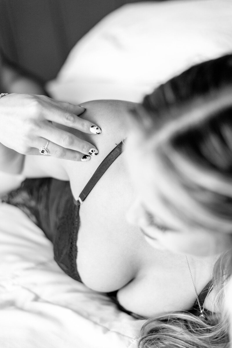 Leander Boudoir Photographer