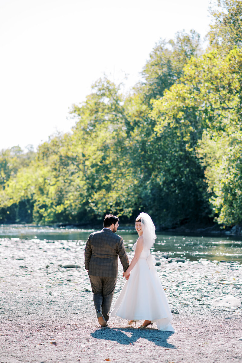 sarah-elizabeth-studio-ohio-wedding-photographer-the-landing-cummins-wedding-friday-bride-groom-portraits-56