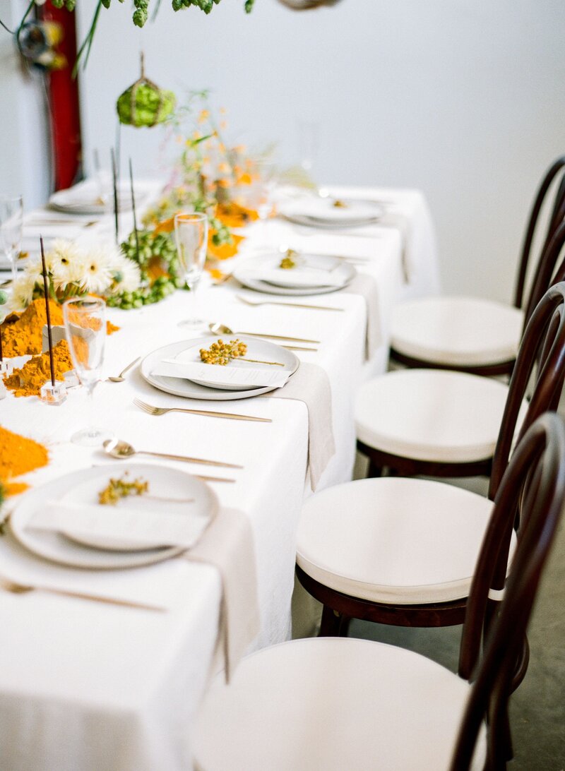 483Singapore Modern Art Gallery Wedding Editorial Photography_MARITHA MAE