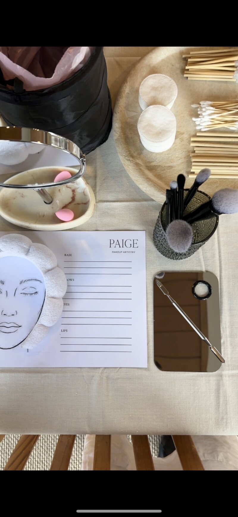 Makeup artist lesson in Queenstown or workshop for girls weekend, hens party activity or birthday fun