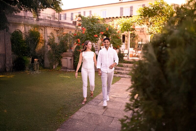 aix_en_provence_engagement_photoshoot_couple