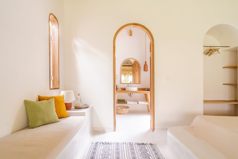 Becomingretreats_yoga_teacher_training_bali_room3