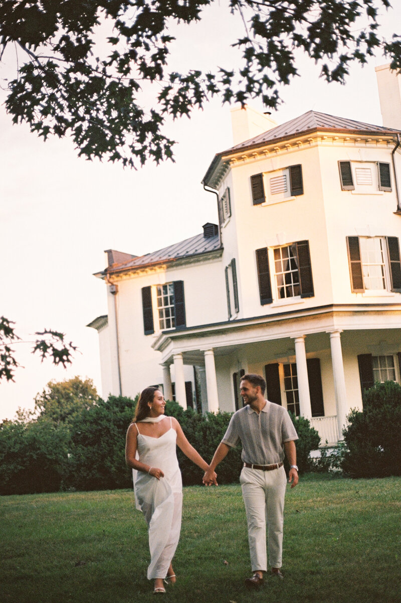 Oatlands-Historic-House-and-Gardens-Leesburg-Virginia-Engagement-35mm-Film-8