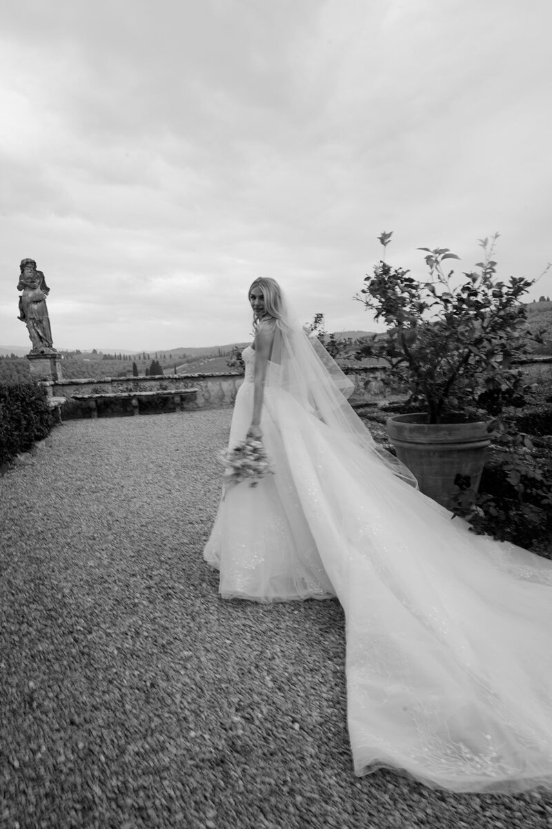 dylan-parienty-bride-villa-corsini-1