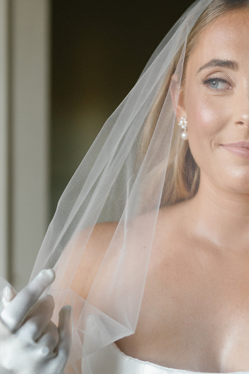 Editorial wedding photo with natural light at Dallas Hotel