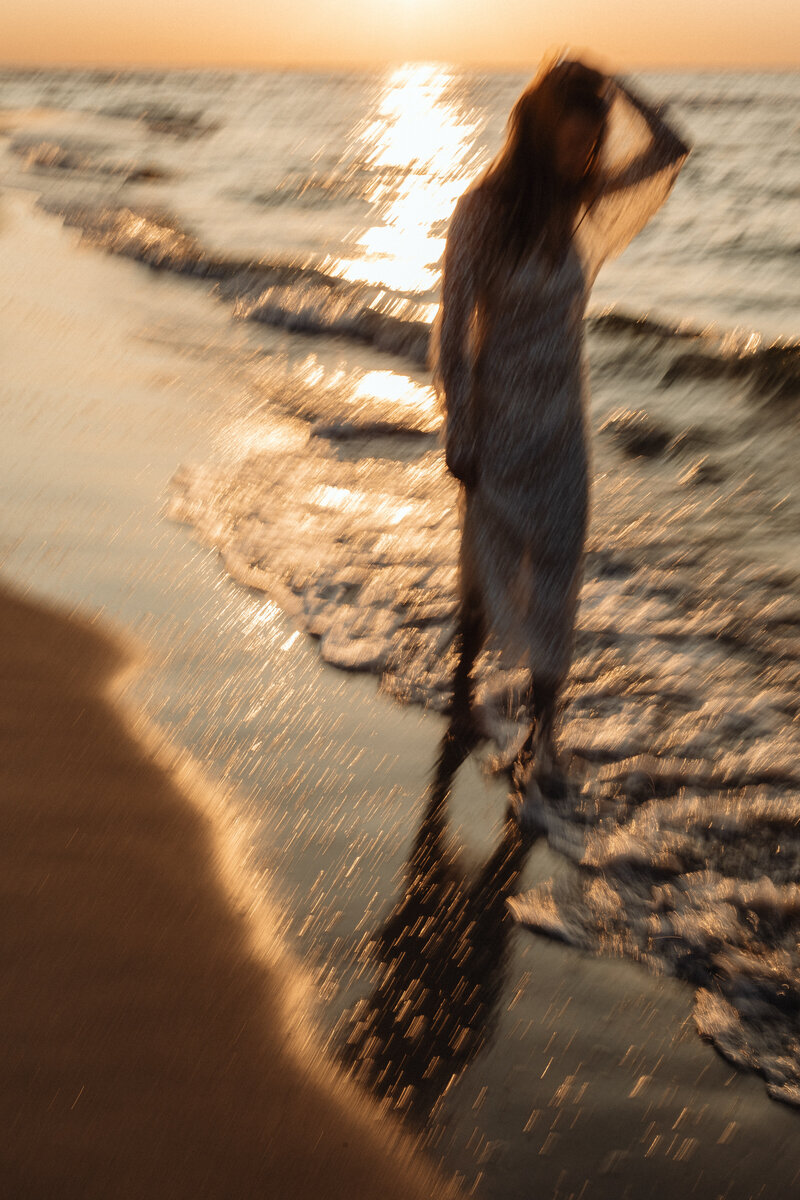 kaboompics_rays-at-the-beach-a-sparkling-moment-32951