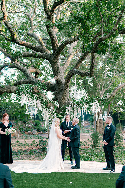 brighton-abbey-wedding-aubrey-texas-wedding-rachel-willis-events-wedding-planning-dallas-wedding-photographer-white-orchid-photography-359