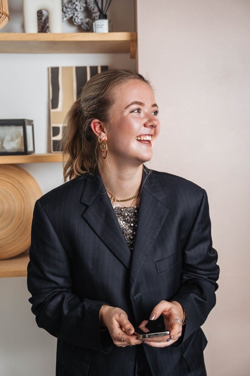 binnen locatie fotoshoot friesland,  Friesland workshop locatie, daglicht studio huren friesland, binnenlocatie fotoshoot friesland, huur bedrijfsruimte friesland, fotostudio te huur friesland, binnen fotolocaties friesland, bedrijfsruimte huren friesland, bedrijfs ruimte locaties friesland, binnen locatie fotoshoot friesland, studios in friesland, lente fotoshoot friesland, daglichtstudio friesland, binnenlocatie fotoshoot Friesland, fotoshoot Friesland, fotostudio verhuur Friesland, locaties Friesland, binnen locatie fotoshoot Friesland, foto locaties Friesland, kleine zaal huren Friesland, kerst fotoshoot Friesland, fotoshoot locatie Friesland, foto studio Friesland, studio Friesland, fotostudio Friesland, workshop locatie Friesland, trainingslocatie Friesland, event locatie Friesland, fotostudio huren Friesland, fotografie studio Friesland,