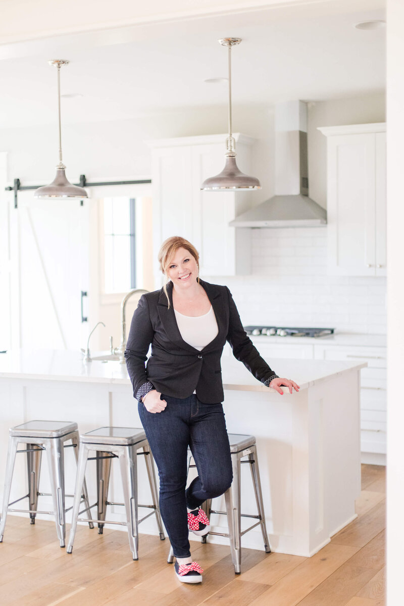 Jessica Barrett williamsburg, va maternity photographer newborn photographer family photographer senior photographer