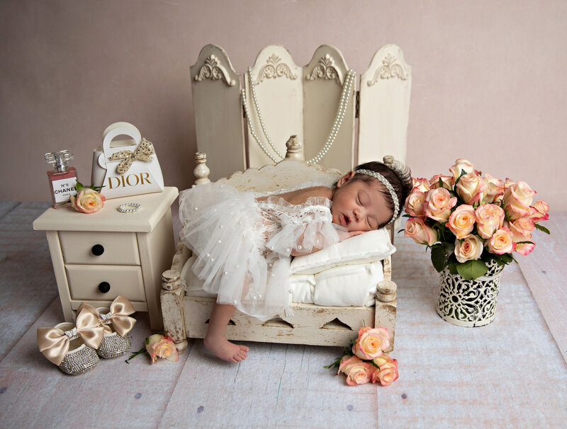 newbornbabyboynewfamilynewbabybestphotographertudiofamilybirthdaynewbornboyamilynewborngirlfirstbirthdayportraiturephotographystudioportraitsnewborngirlboyfamilyEvaMaganaPhotographychildphotographer (28 of 43)