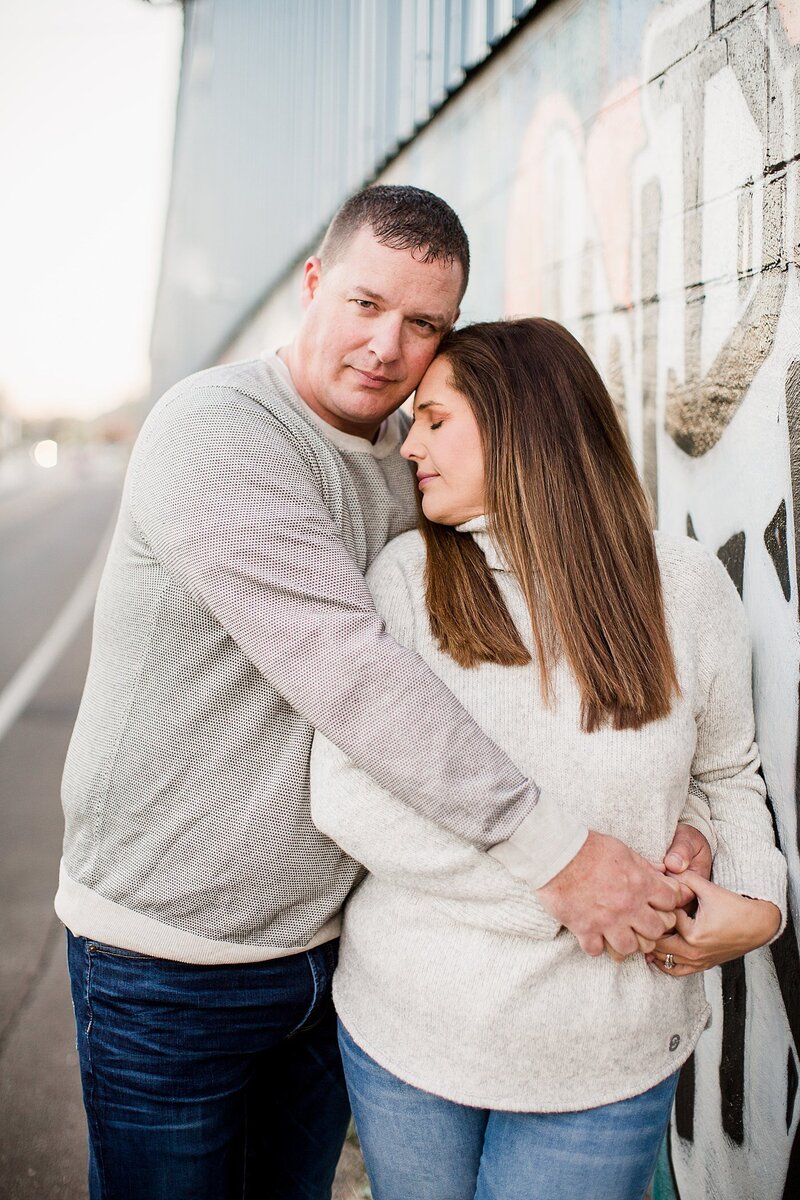 arms around wife by knoxville wedding photographer, amanda may photos