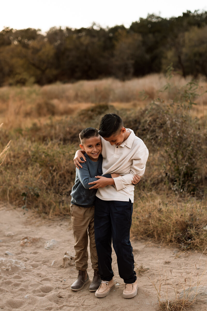 GarciaFPedernales-Falls-Family-Photographeramily-16