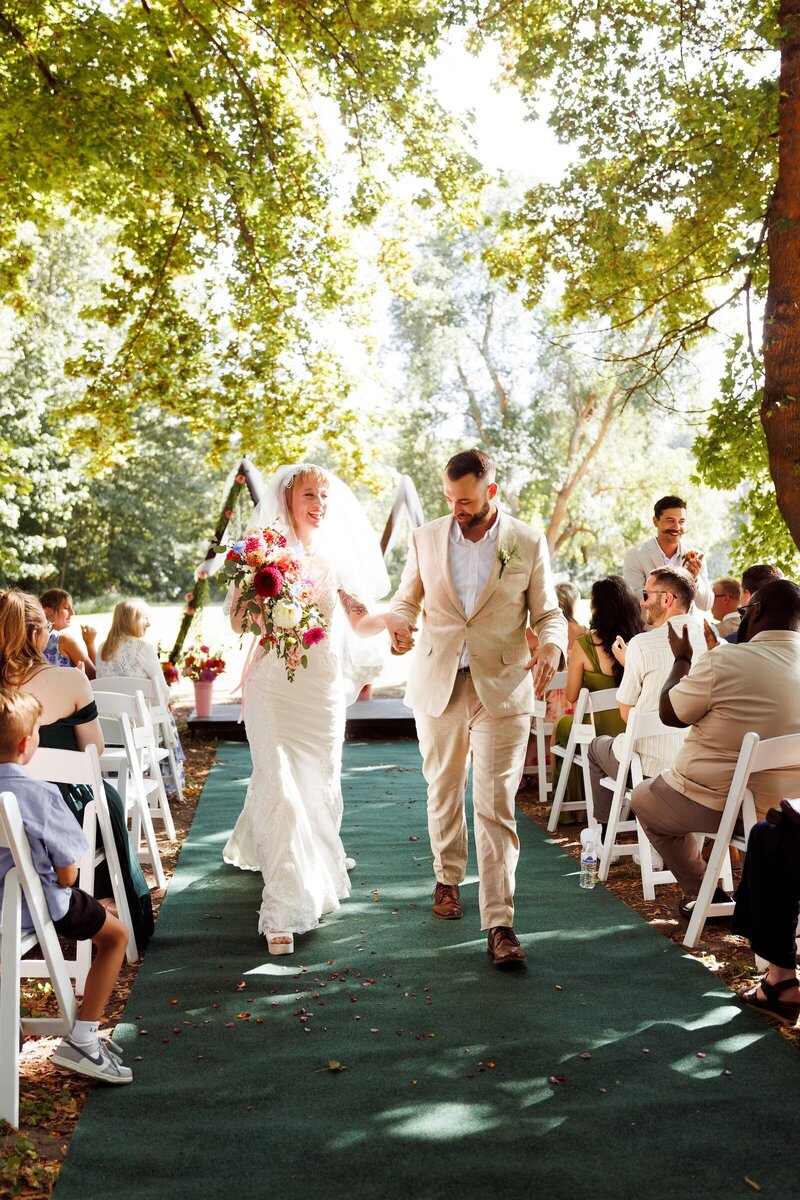 Luke & Madeline - Leavenworth, WA - Wedding Photography-41