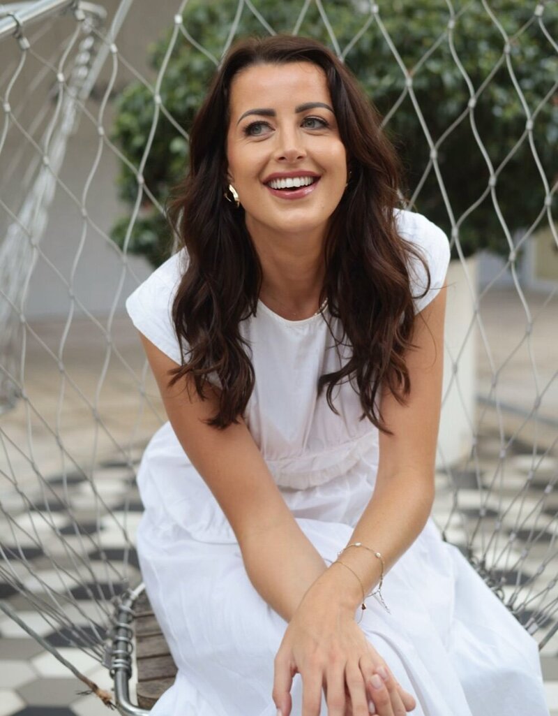 Life coach for women in heartbreak lost and feeling like their behind in life.