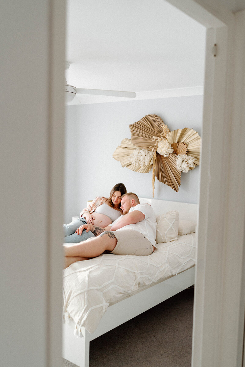 Bec and Jack - Home Maternity Shoot - Sweet Valencia Photography-42
