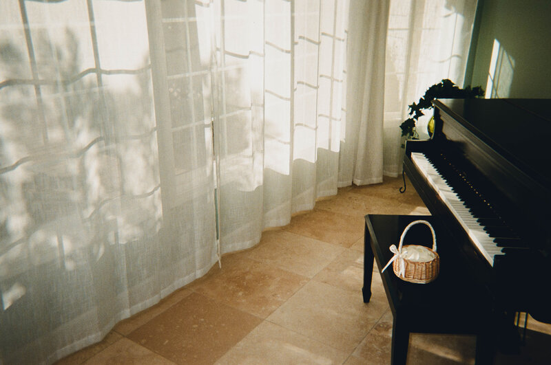 Piano at Irongate Garden Inn on film