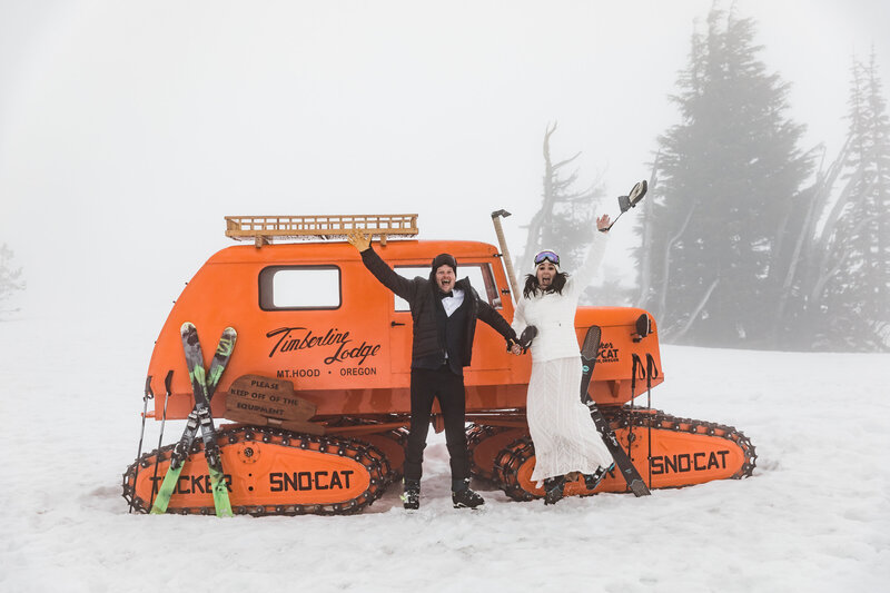 Silcox-Hut-Mt-Hood-Ski-Elopement-10