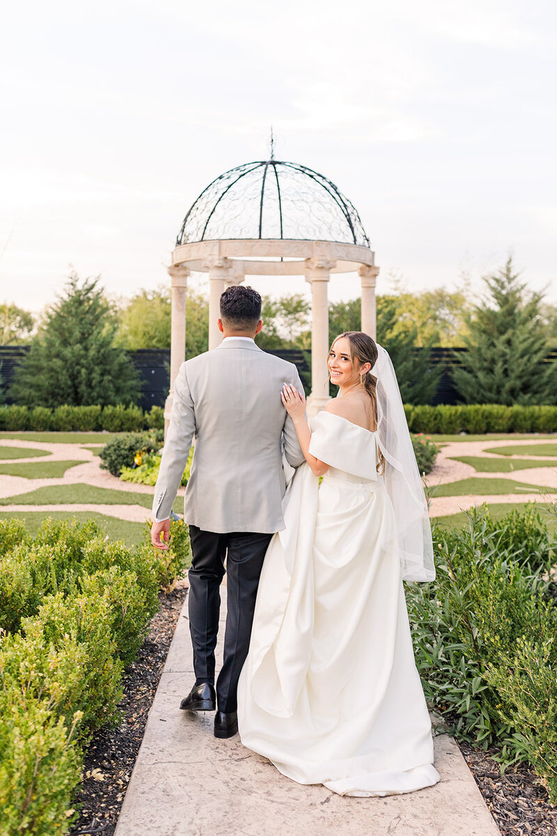 Lorena Ferraz and Gustavo Antonio Wedding _ Marissa Reib Photography _ Tulsa Wedding Photographer-863