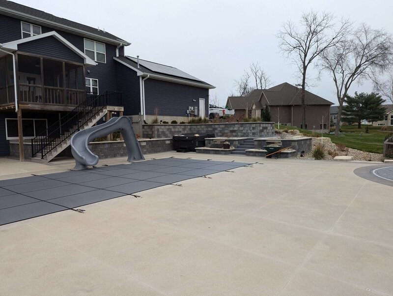 Cedar-Rapids-Iowa-landscaping-lawn-care-treatments-_20241125_172203080