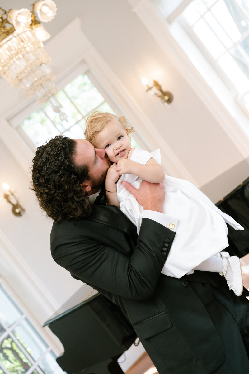 C&J_WED-255