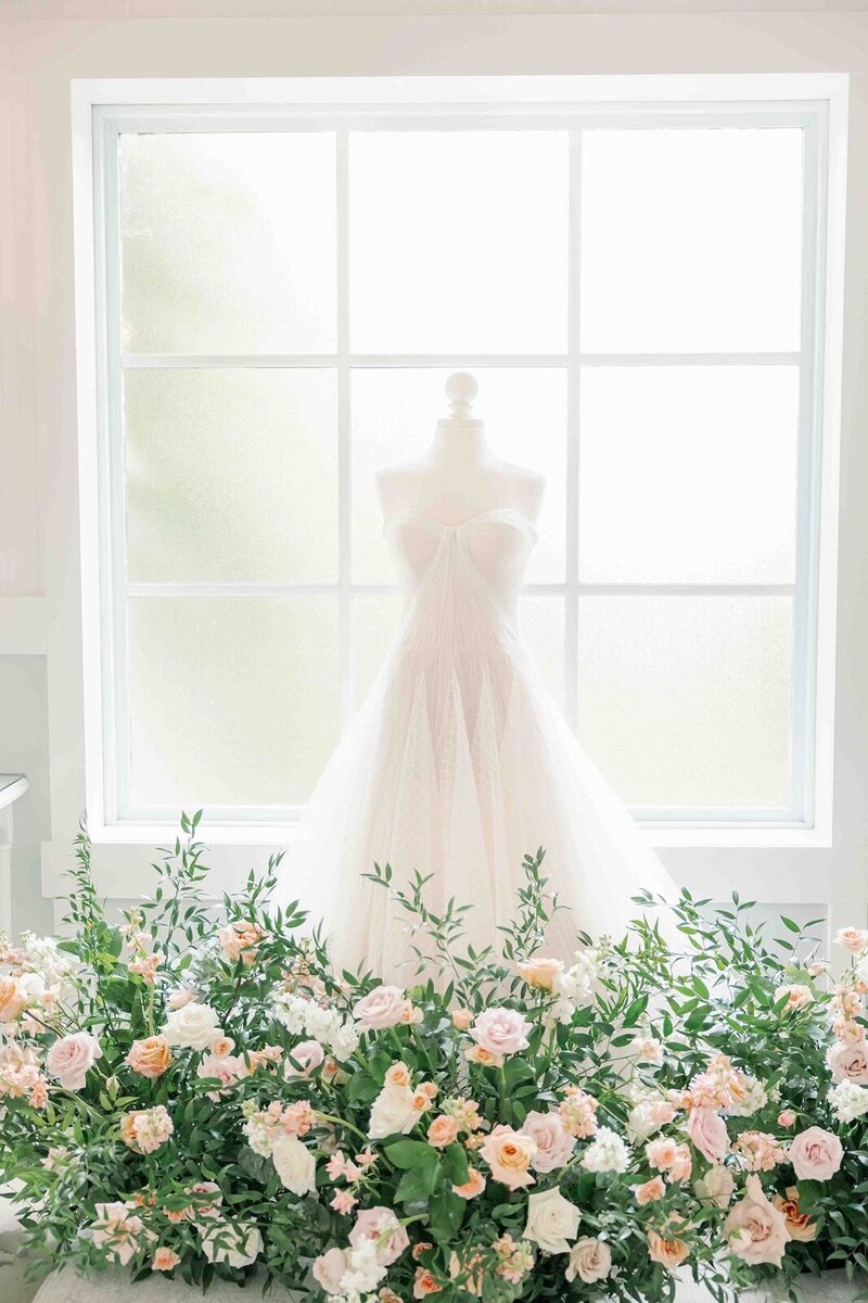wedding-dress-portrait
