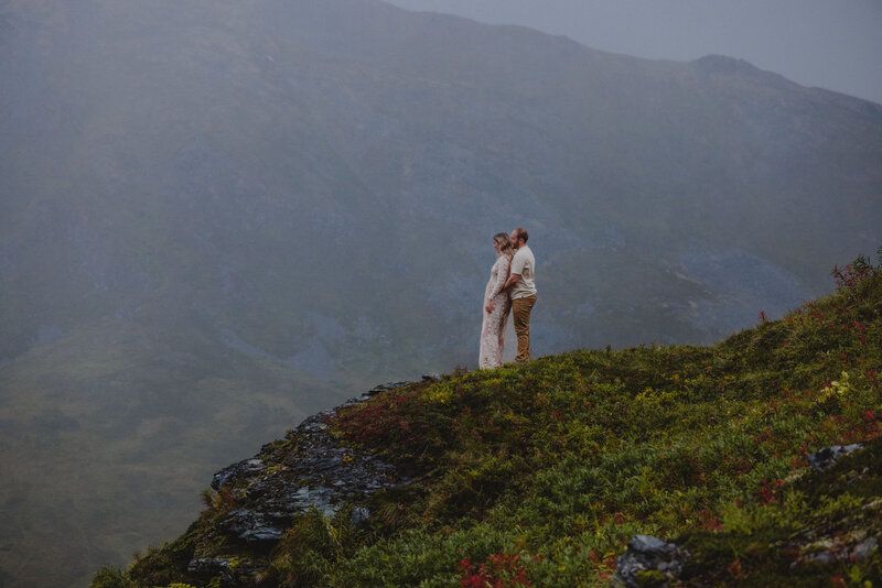 Alaska-Hatcher-Pass-Waterfall-Engagement-T&E_45