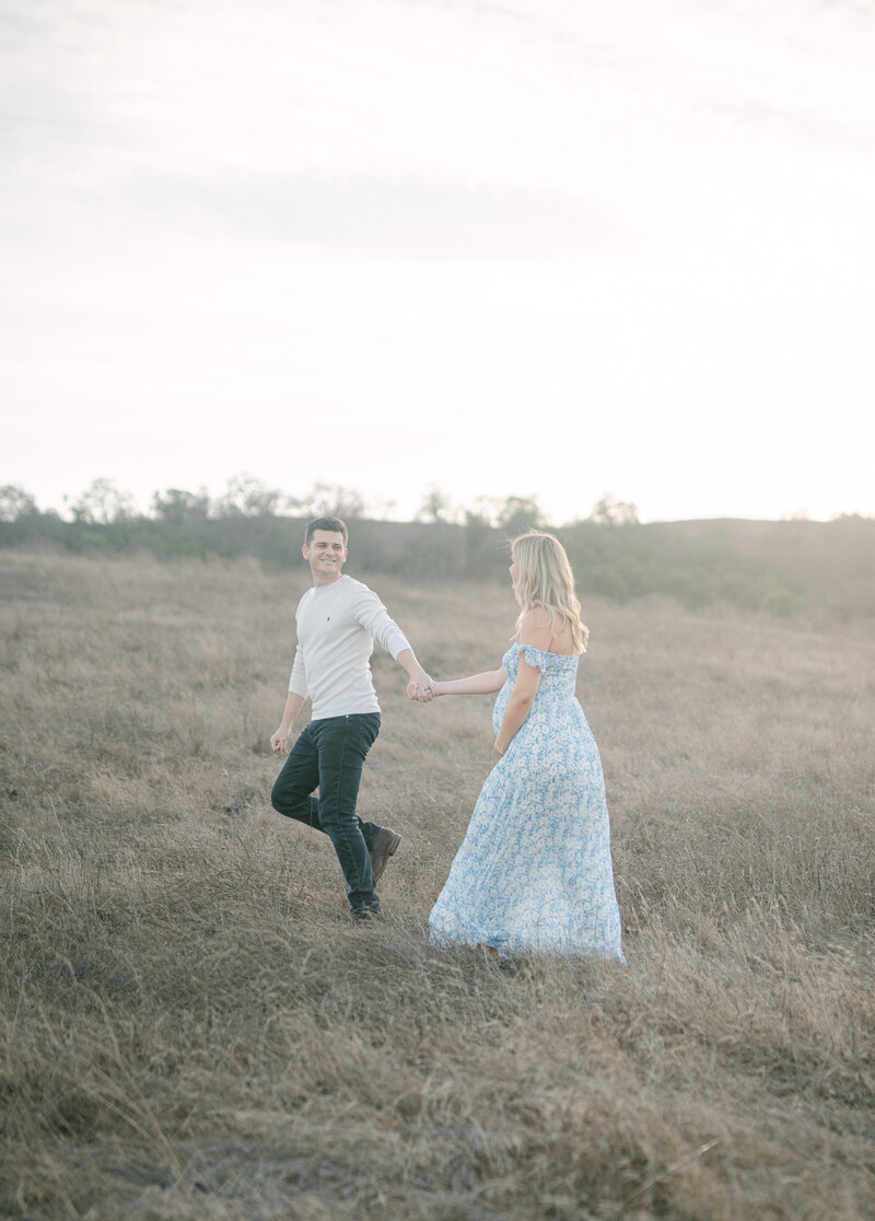 Tami & Trevor Maternity Sneak Peek-8