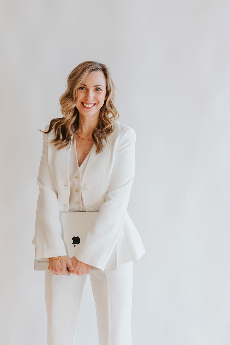 headshot of principal designer Essence Designs Dawn Simpson