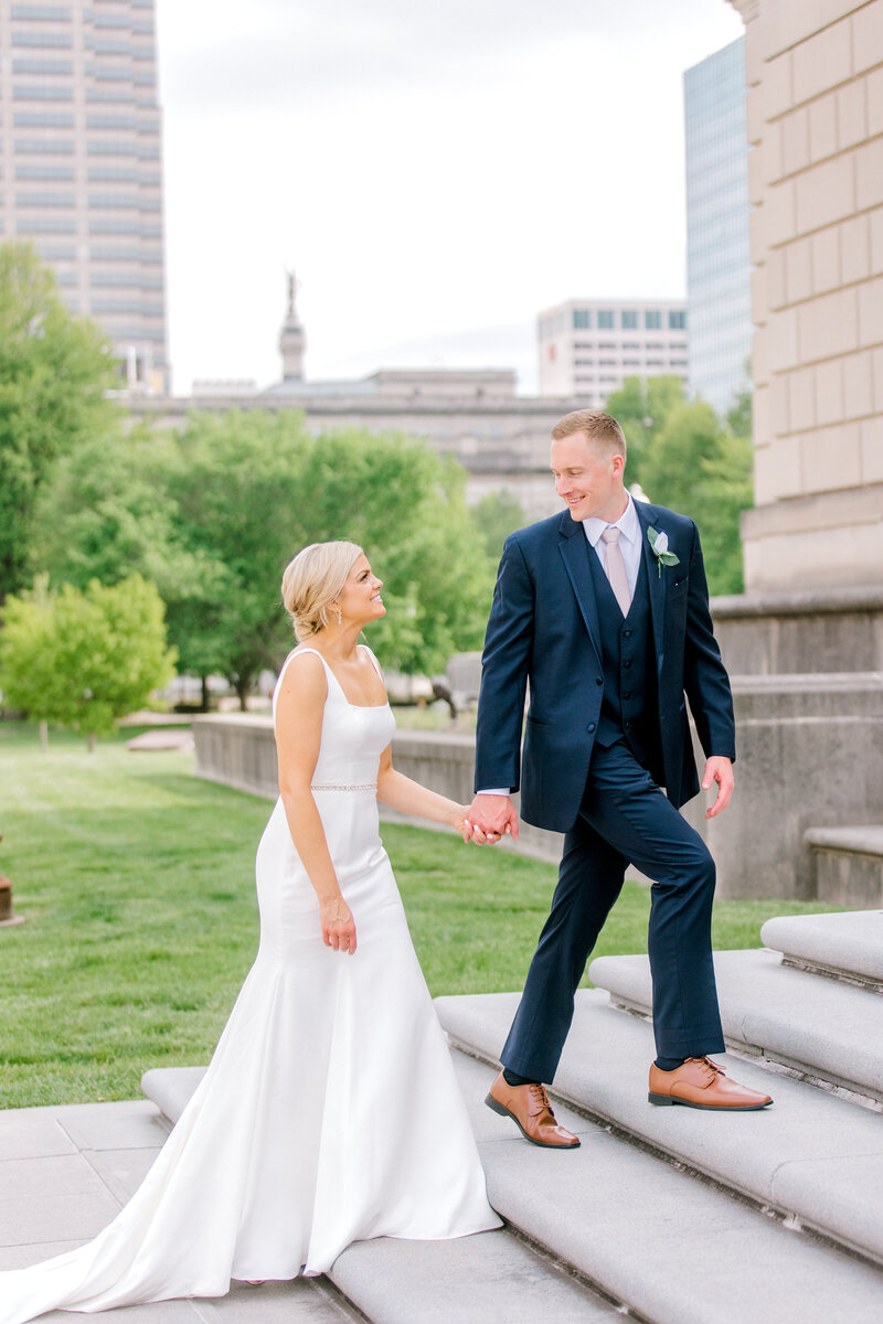 Downtown Indianapolis Wedding Photos