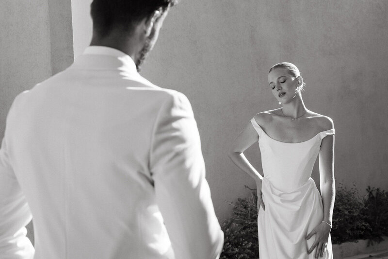 Stunning bridal portrait taken by a wedding photographer in Oahu