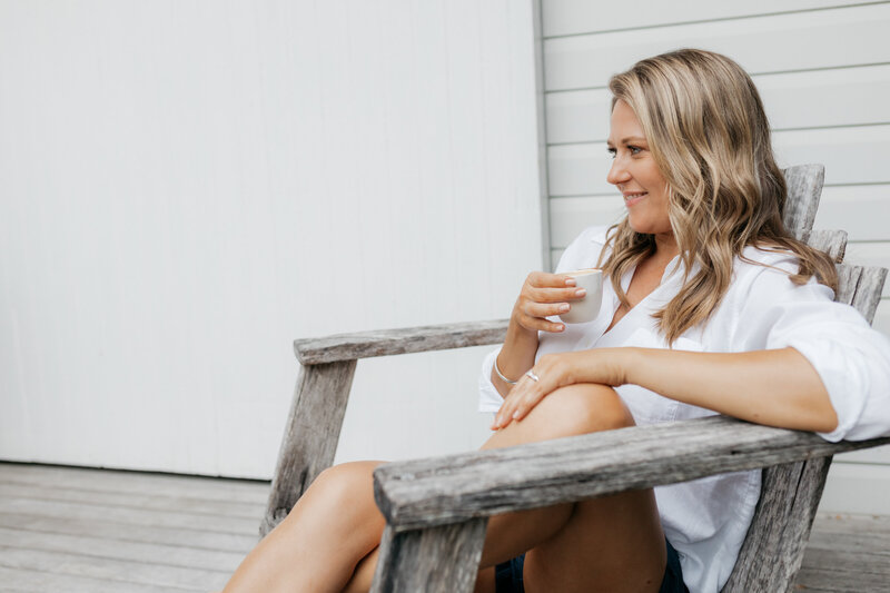 The Aligned Woman is the bridge between where you are now and where you want to be. A profound shift in both life and business awaits.