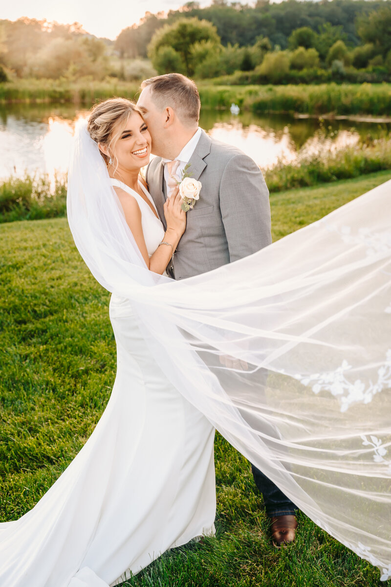 Experience the romance of Pittsburgh, PA through captivating wedding moments. Brittany Tuttle Photography preserves your love story against the iconic backdrop of this vibrant city.