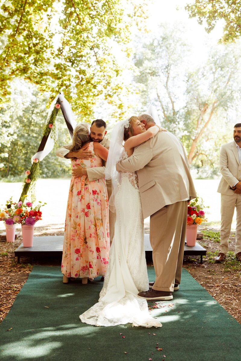 Luke & Madeline - Leavenworth, WA - Wedding Photography-37