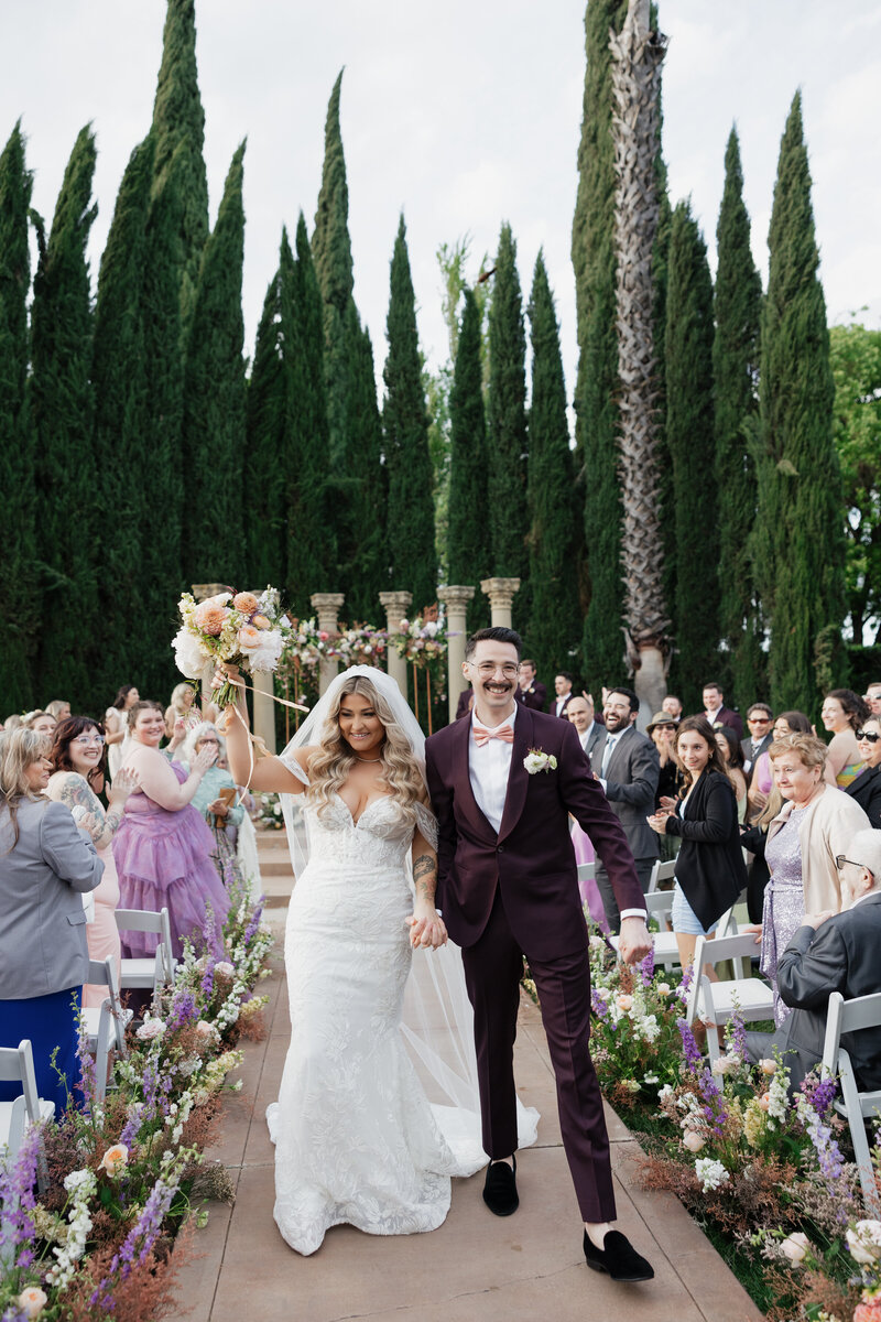 grand-island-mansion-ceremony