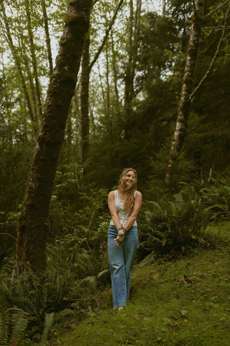 sierra-senior-photos-in-cannon-beach-senior-photography-by-emily-noelle-photo-109